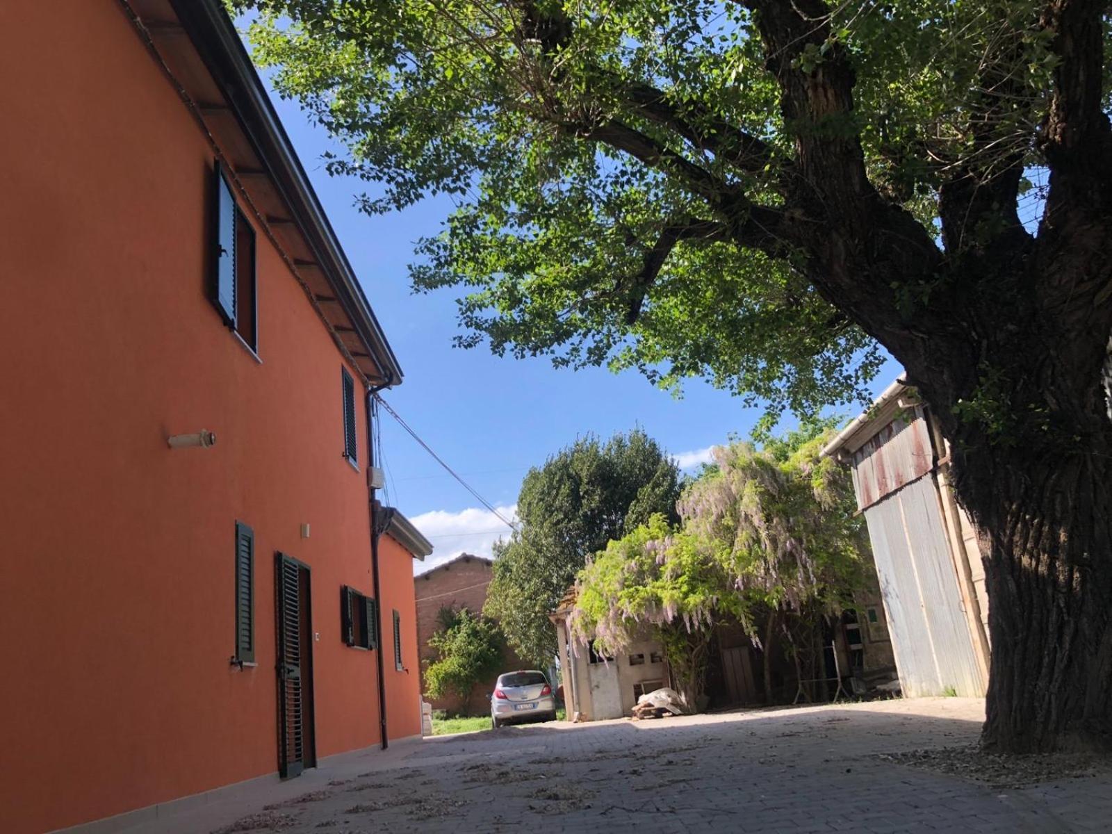 La Casa Di Giada Uscita Autostrada Di Imola Bagian luar foto
