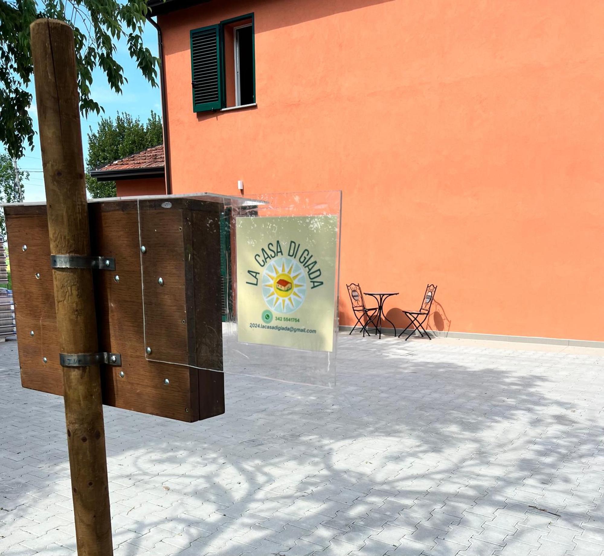La Casa Di Giada Uscita Autostrada Di Imola Bagian luar foto